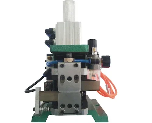 Multi-Core Wire Strip Twisting Machine WPM-4F+T